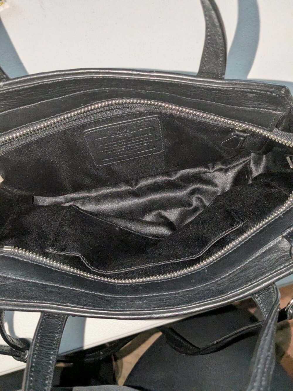 Coach small crossbody bag - Picture 6 of 9